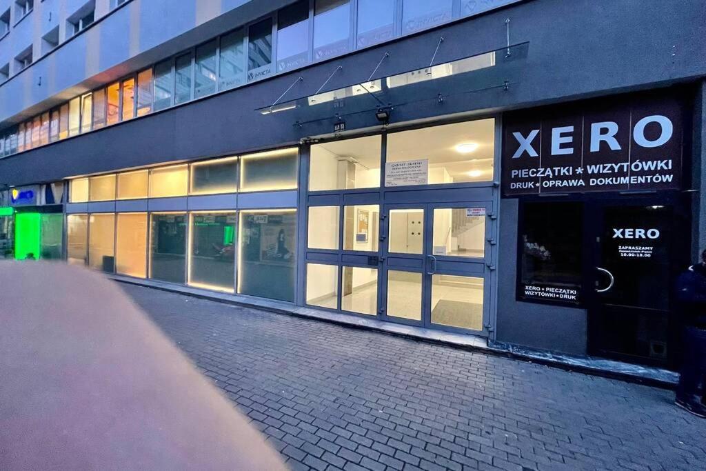 Gold 3 Metro X2 Wifi 300 Mbs 60'Tv Netflix Hbo Appletv+ Appartement Warschau Buitenkant foto