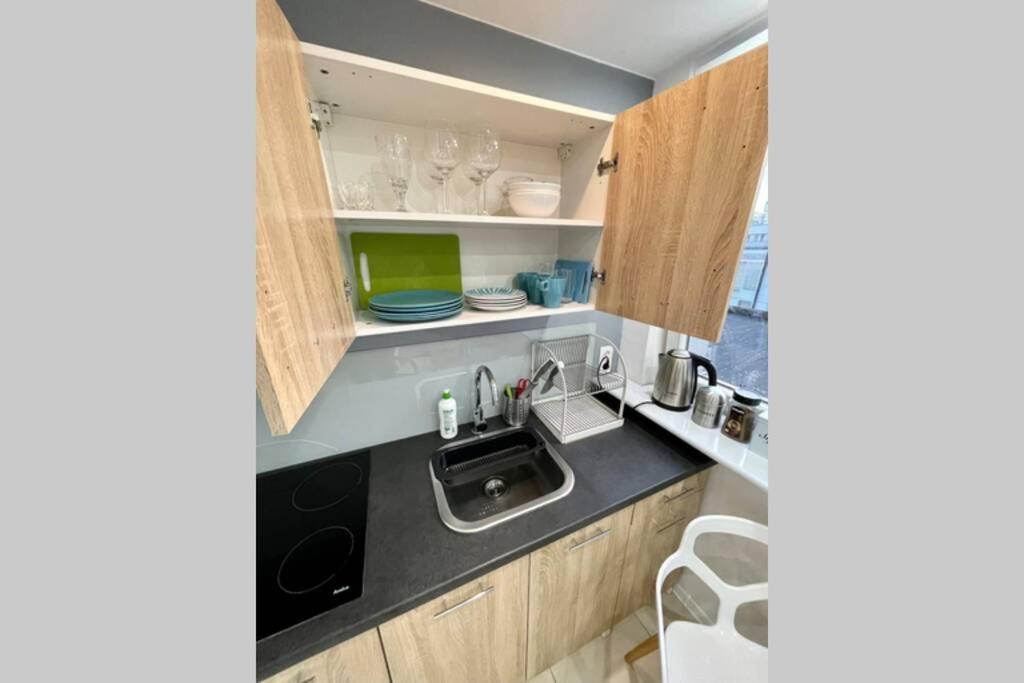 Gold 3 Metro X2 Wifi 300 Mbs 60'Tv Netflix Hbo Appletv+ Appartement Warschau Buitenkant foto